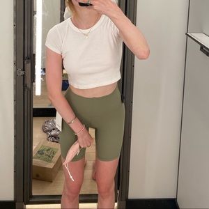 LULULEMON ALIGN BIKER SHORTS sz 2